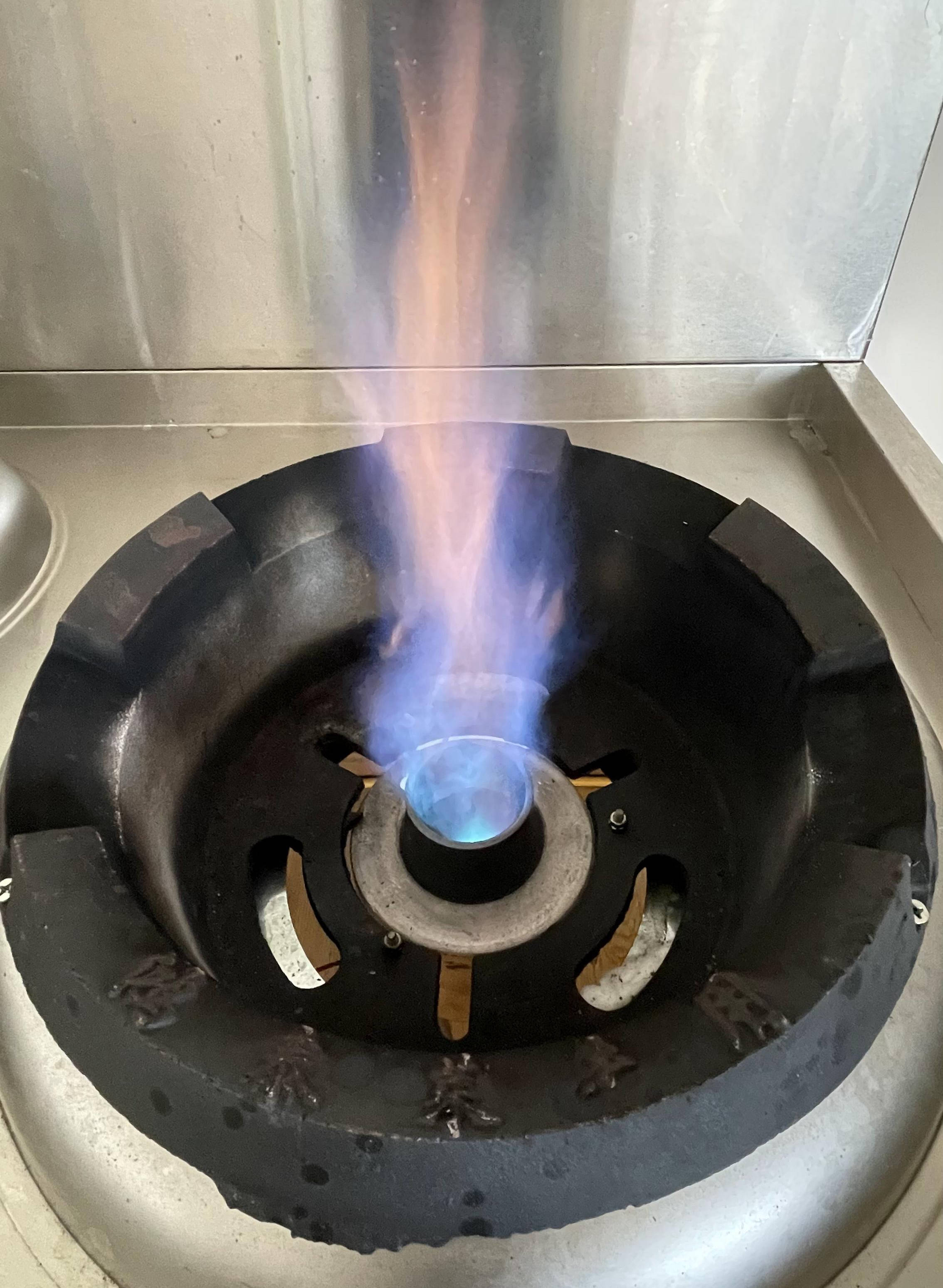 商用环保燃料油的革新选择 矿物油、植物油及其安全应用